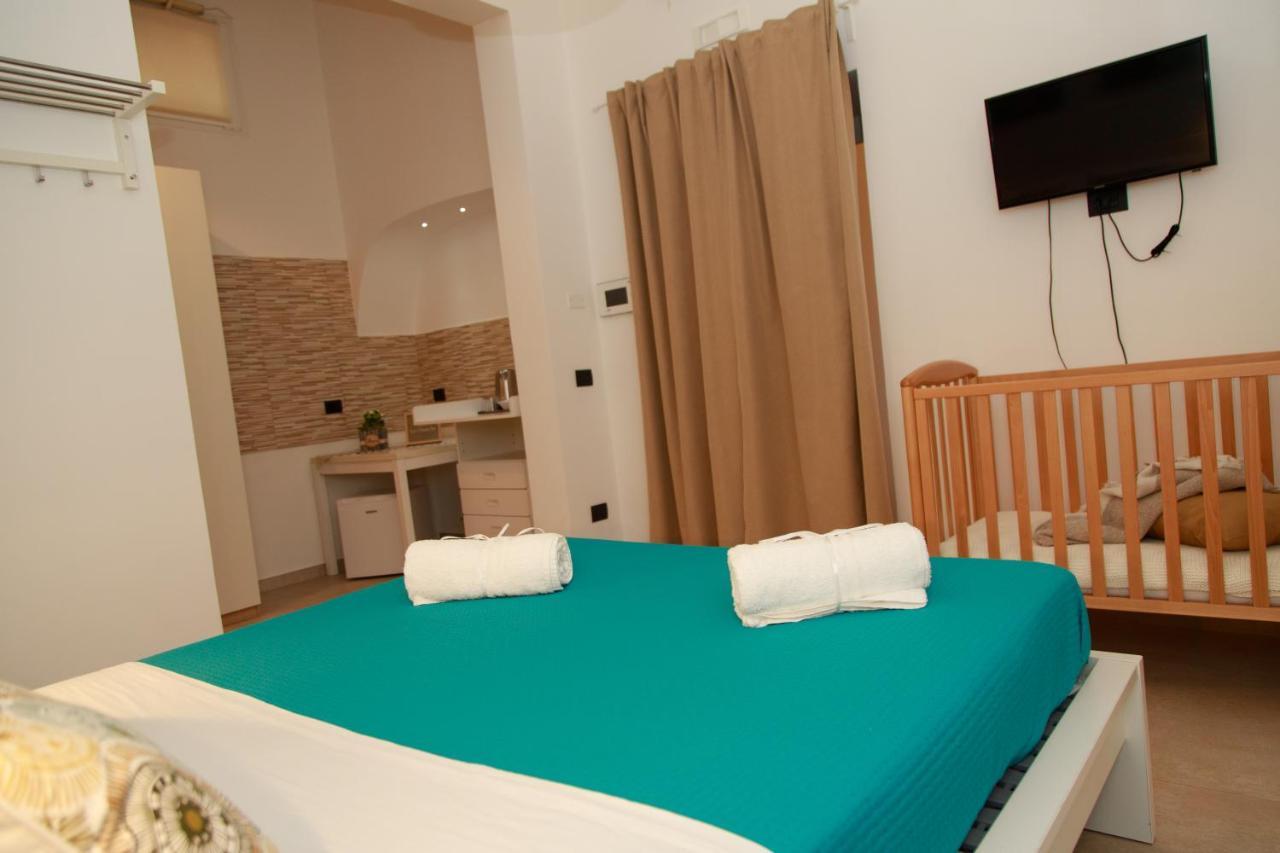 Residenza Le Chianche Bed & Breakfast Latiano Eksteriør bilde